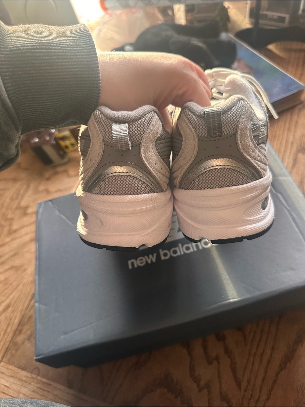 New balance 530 in rain cloud with shadow grey and silver metallic - Picture 9 of 12